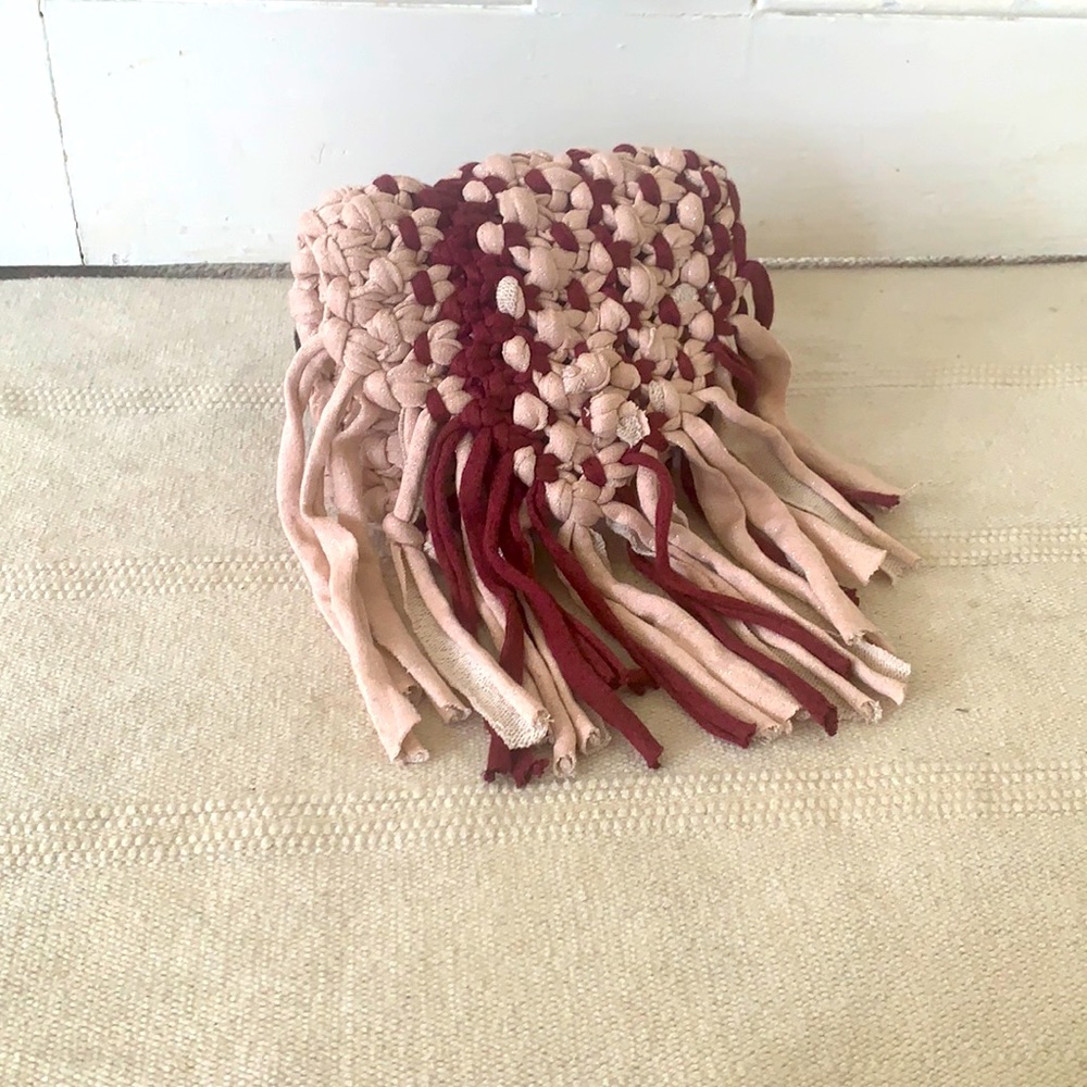 Macrame clutch